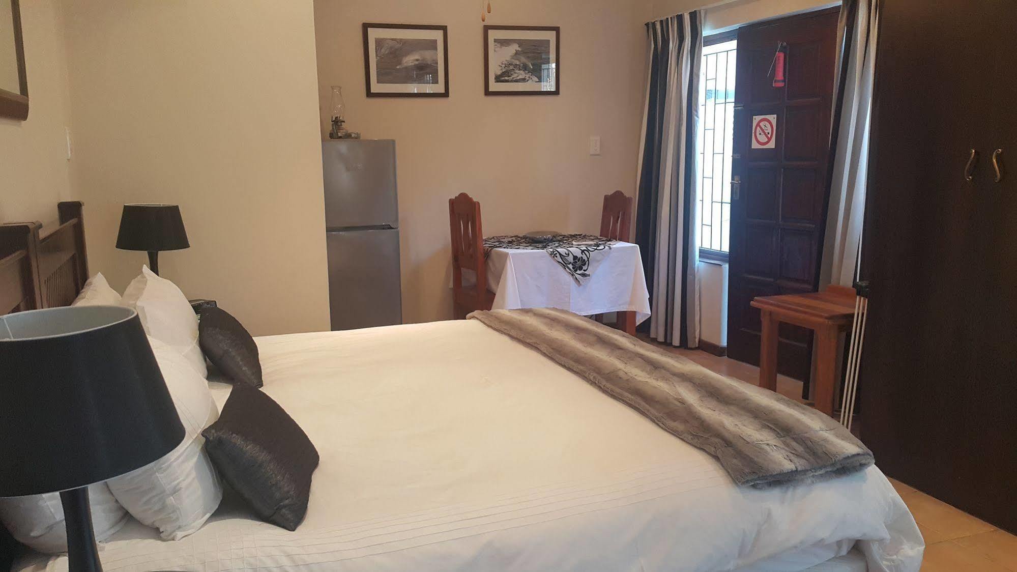 Zuider Zee Guest House Ballito Buitenkant foto